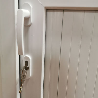 CONCH UPVC/LG UPVC/REHUA Внутренние двери из UPVC с хорошей герметичностью и водонепроницаемостью