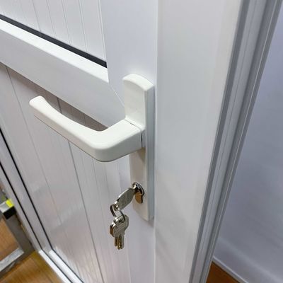 Поверхность резиновой ленты EPDM законченная UPVC вертикальная дверь с застежкой для двери с застежкой PVC