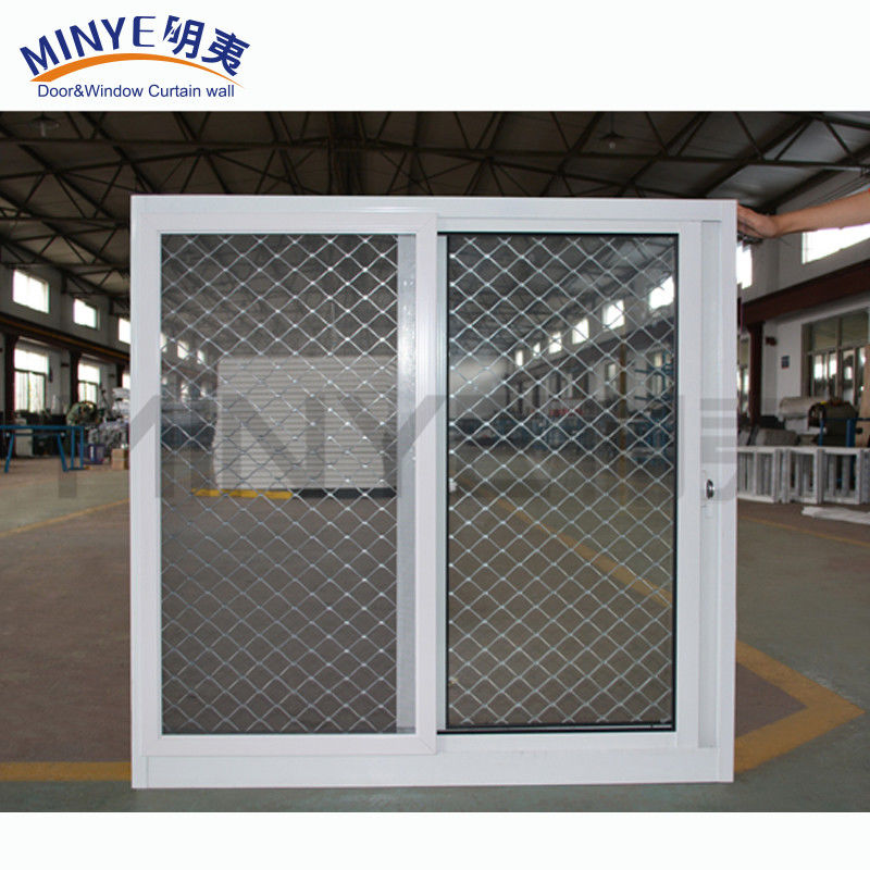 Инновационные индивидуальные цвета Убийца шума PVC/UPVC Сдвижное окно с дизайном решетки